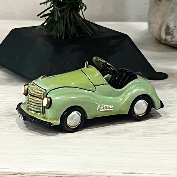 Vintage Green Austin Healey Motor Company Hand Painted Car Christmas Ornament - Picture 1 of 10
